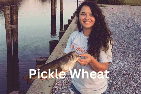 how old is pickles on swamp people|Pickle Wheat Bio, Age, Parents, Height, Husband, Net。